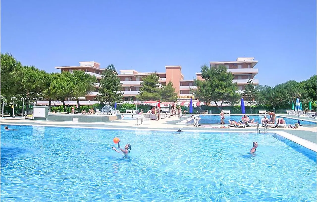 3 Bedroom Gorgeous Apartment In Bibione