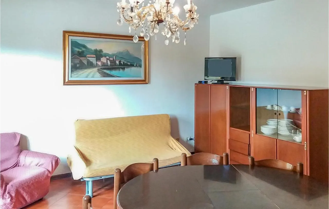 3 Bedroom Gorgeous Apartment In Bibione