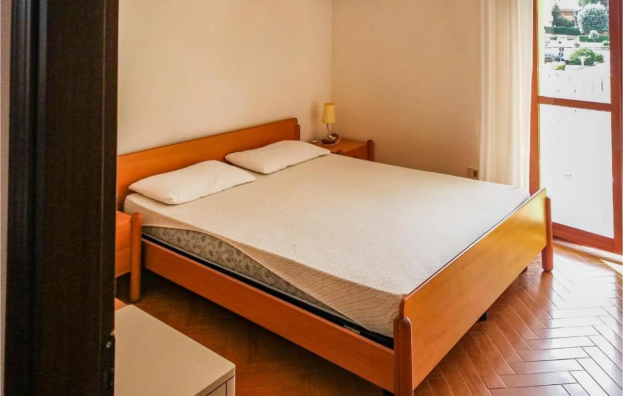 3 Bedroom Gorgeous Apartment In Bibione